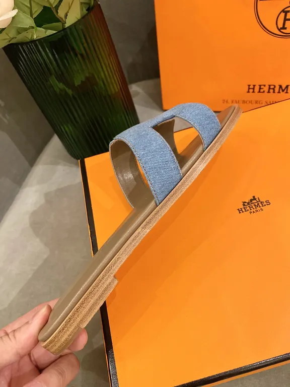 Hermes Shoe 